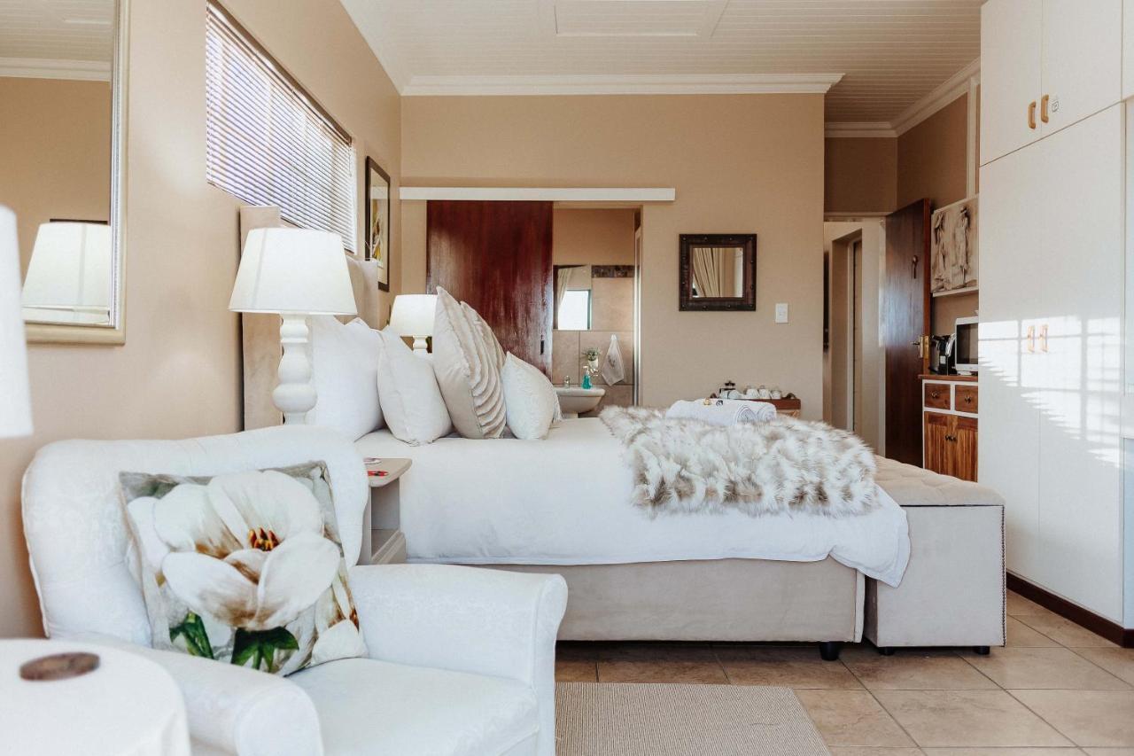Mountain View Guesthouse Vanrhynsdorp Екстериор снимка