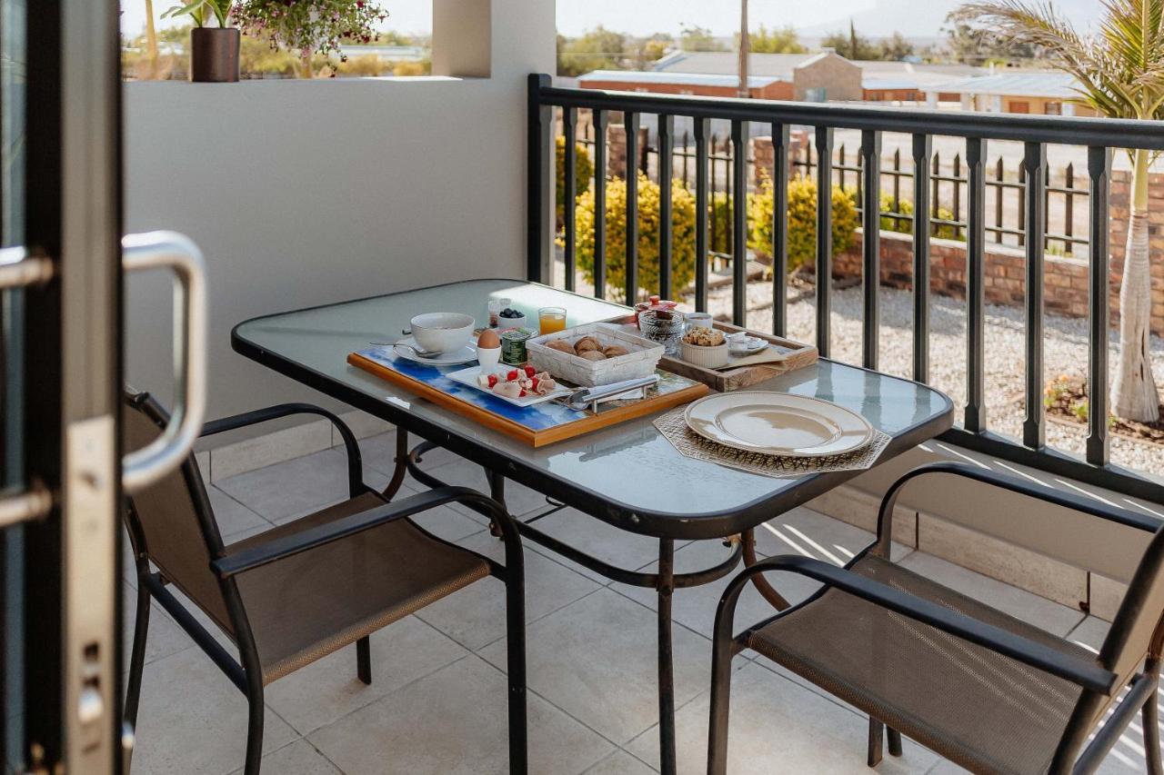 Mountain View Guesthouse Vanrhynsdorp Екстериор снимка
