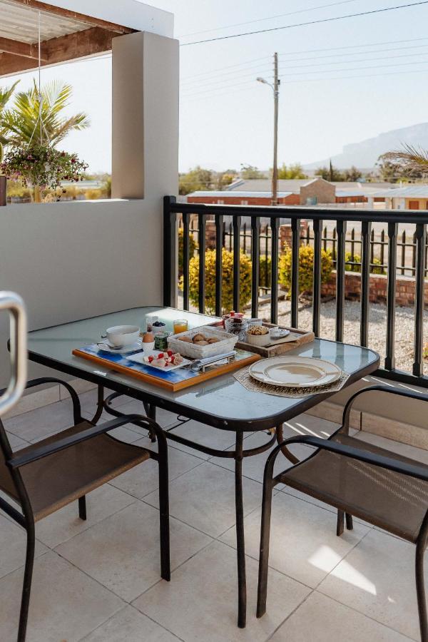 Mountain View Guesthouse Vanrhynsdorp Екстериор снимка