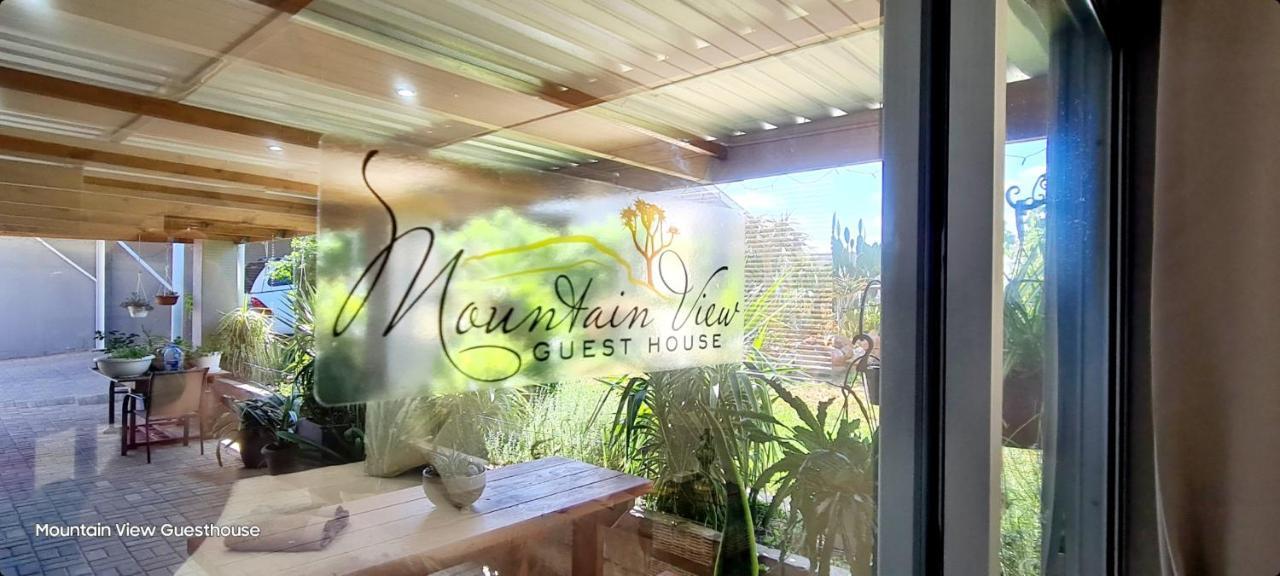 Mountain View Guesthouse Vanrhynsdorp Екстериор снимка